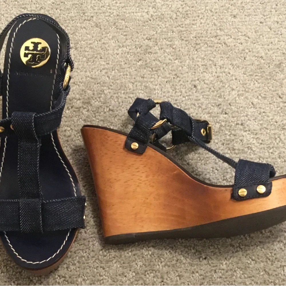 NEW Tory Burch “Beckett” Denim Wedge Sandals SZ 9
